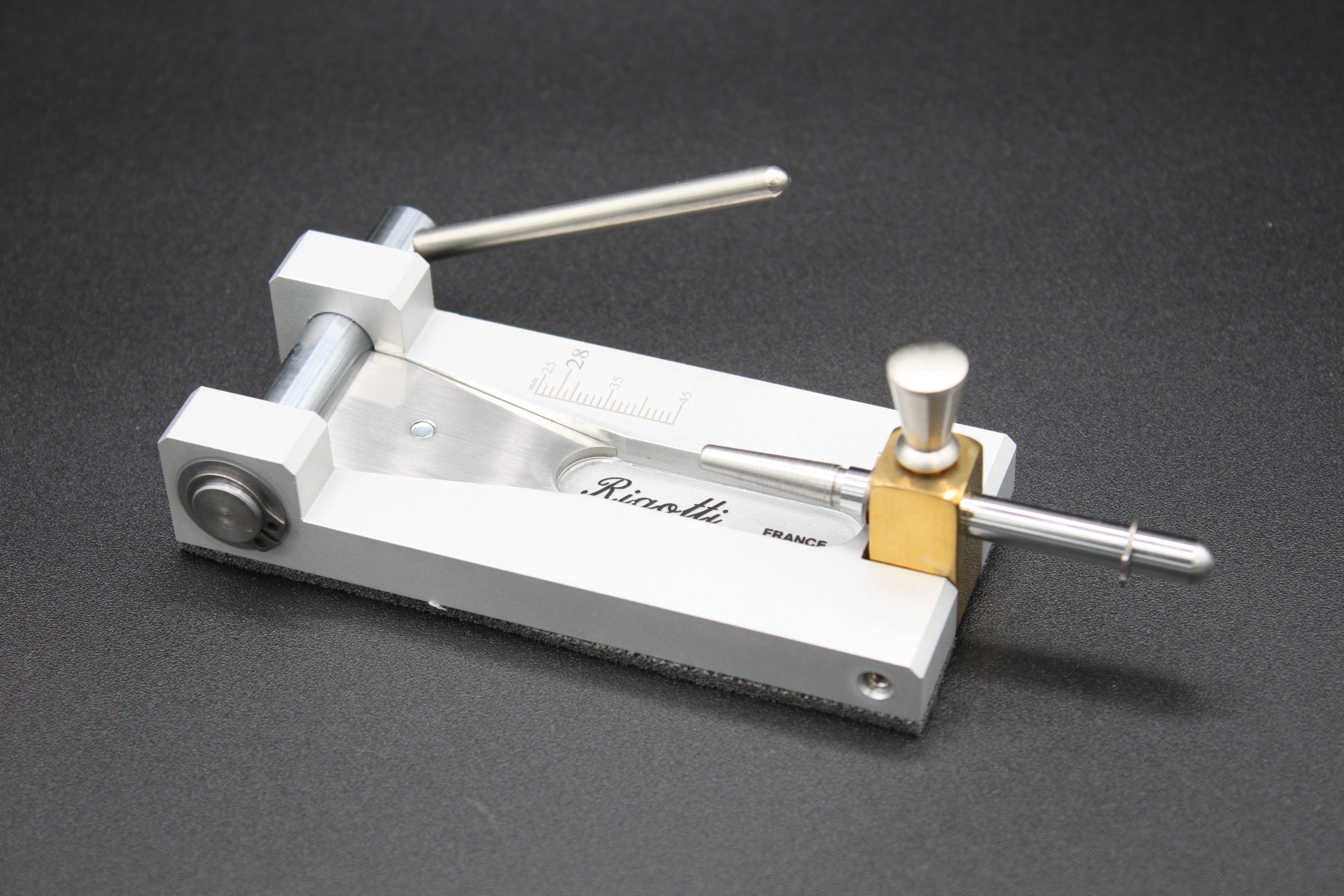 Bassoon Tip Cutter | Reed Supplies Canada β Reed Supplies Canada Ltd.
